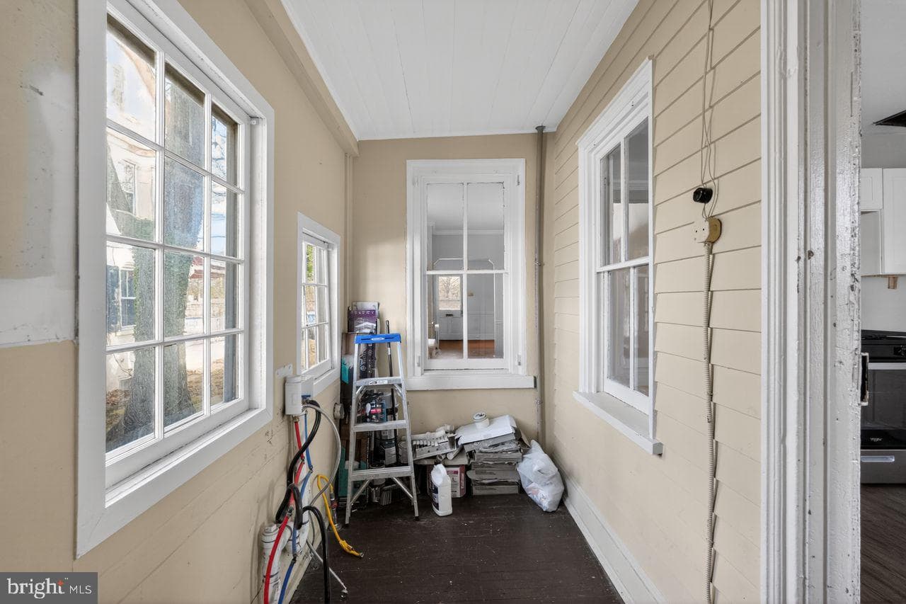 566 S Bethlehem Pike photo 21