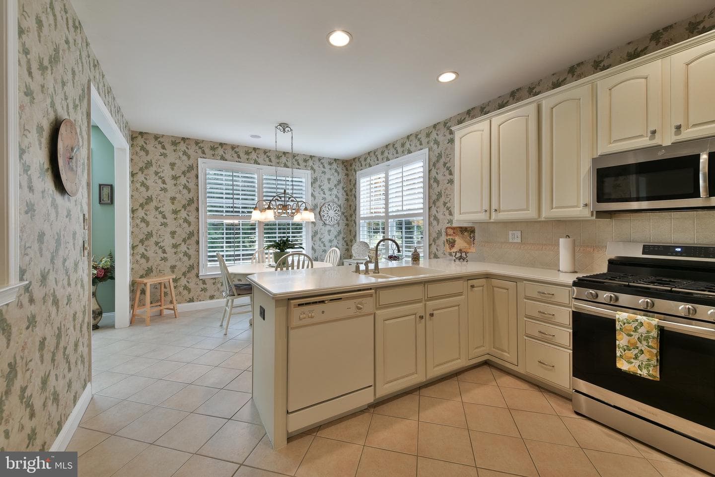 182 Lattice Lane photo 18