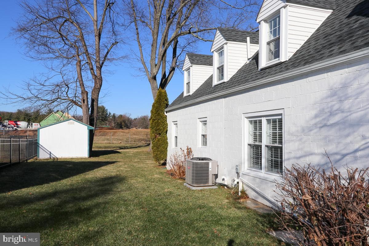 642 Kirkwood Street photo 28
