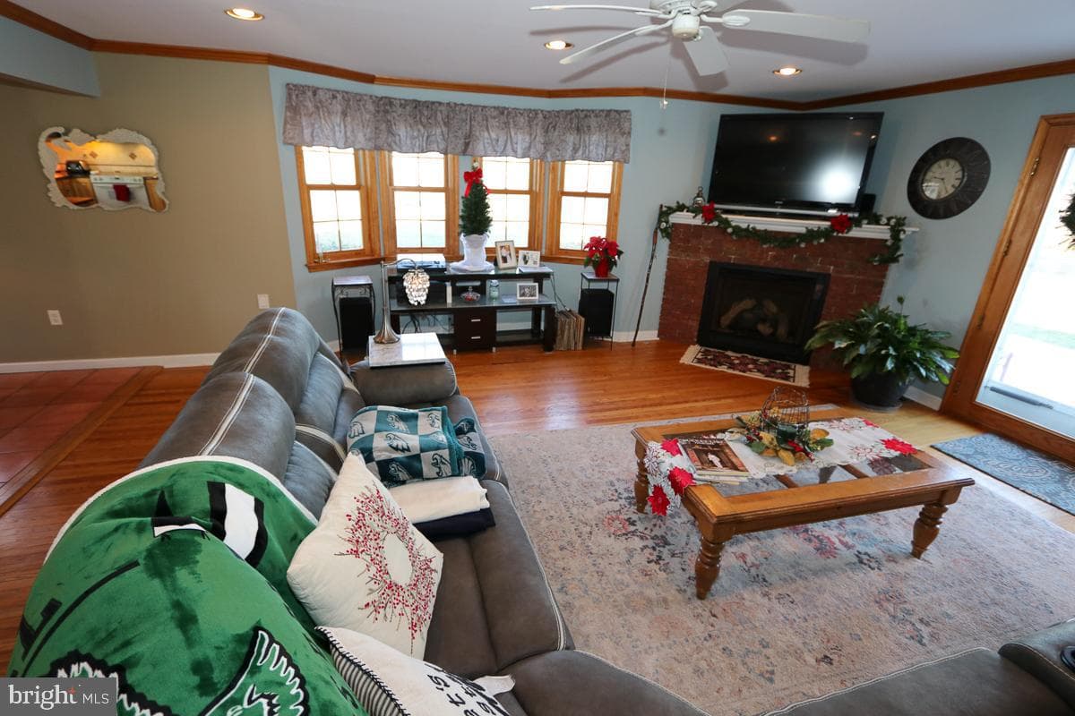 642 Kirkwood Street photo 47