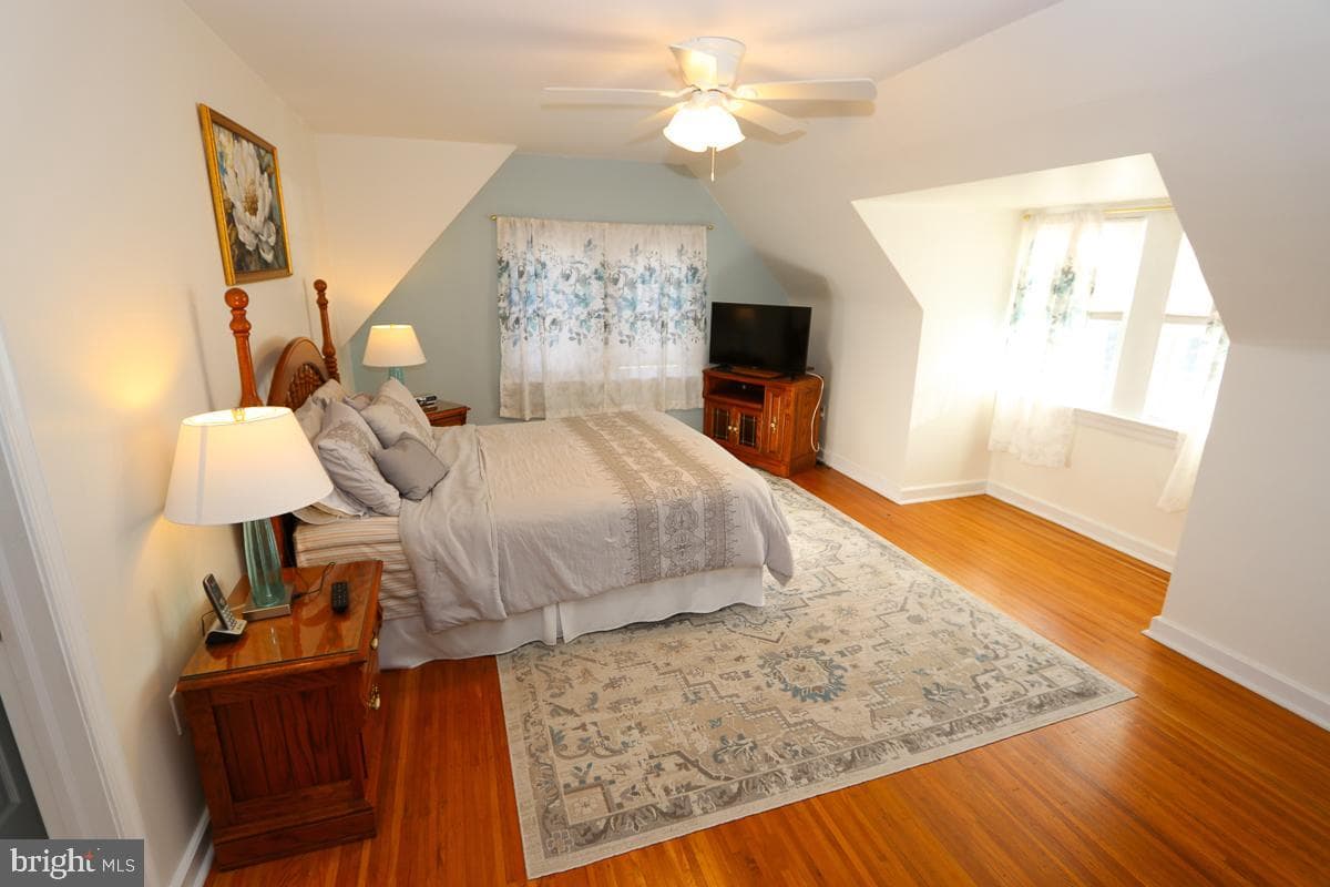 642 Kirkwood Street photo 55