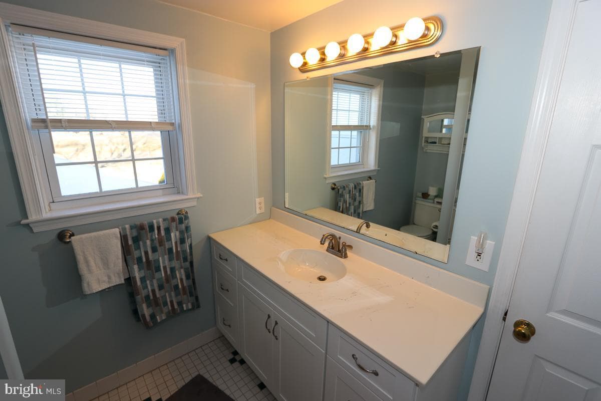 642 Kirkwood Street photo 60
