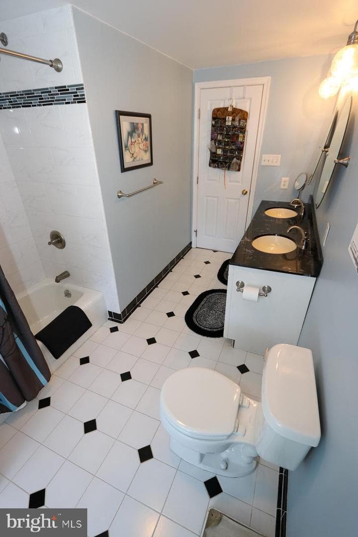 642 Kirkwood Street photo 76