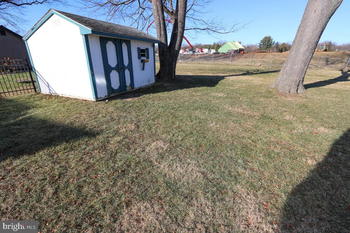 642 Kirkwood Street photo 86