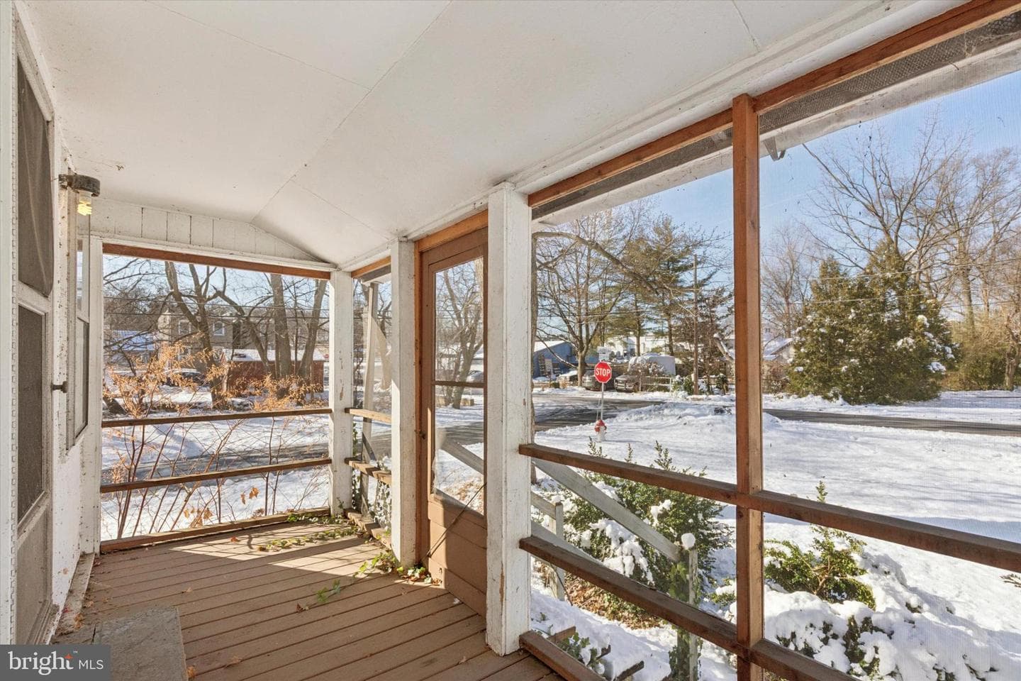 339 Laurel Avenue photo 2