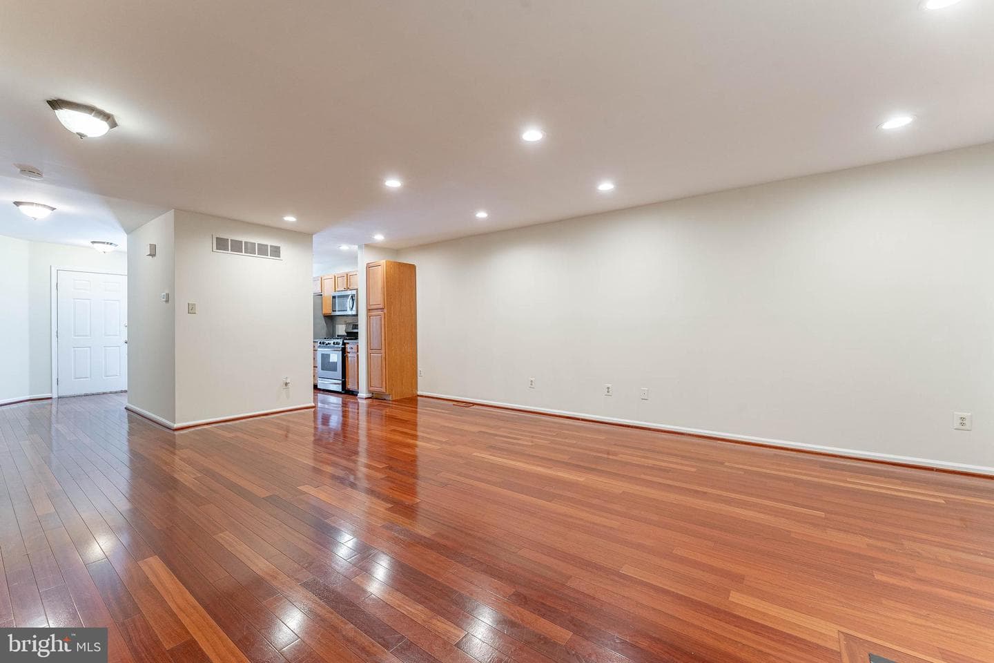 53 Sheffield Court photo 11