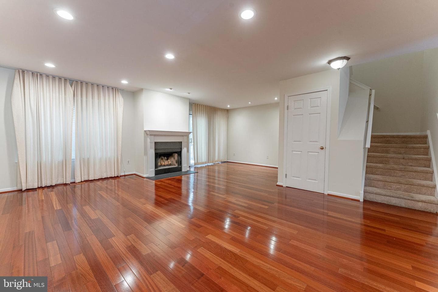 53 Sheffield Court photo 5