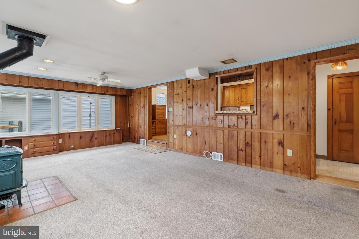 134 Spring Avenue photo 11