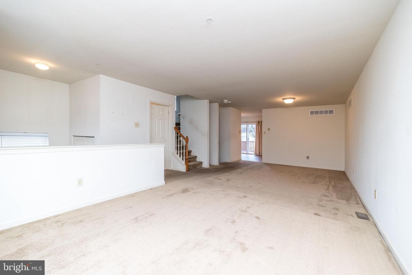 492 Glenn Rose Circle photo 9