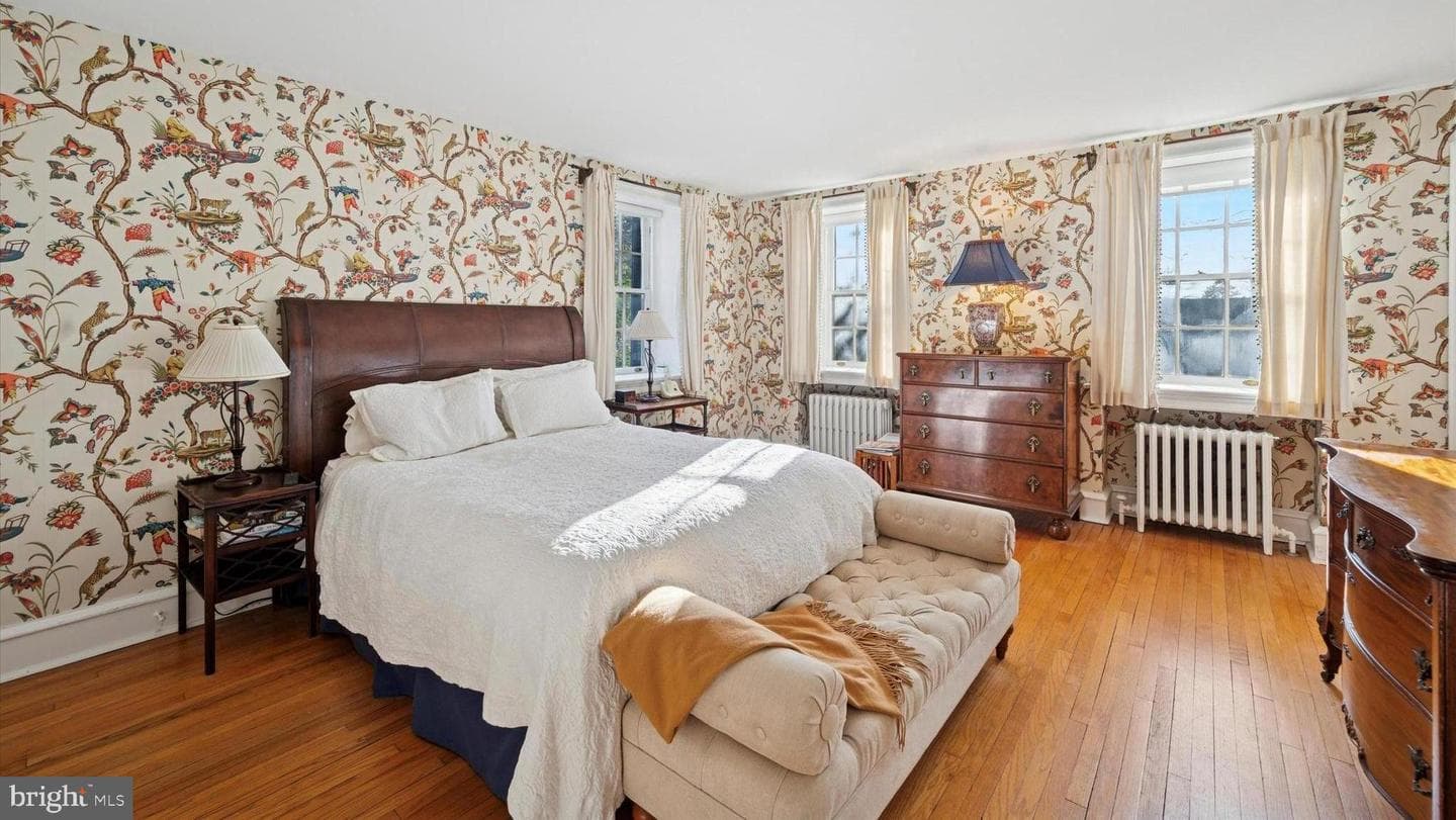 353 Woodley Road photo 16