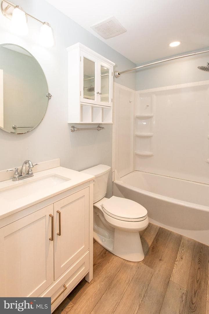 64 Salem Road photo 16