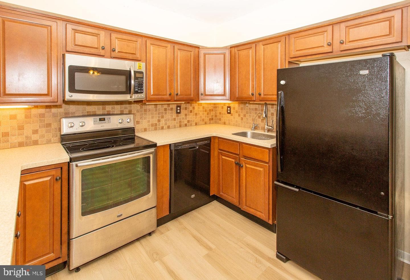 64 Salem Road photo 6