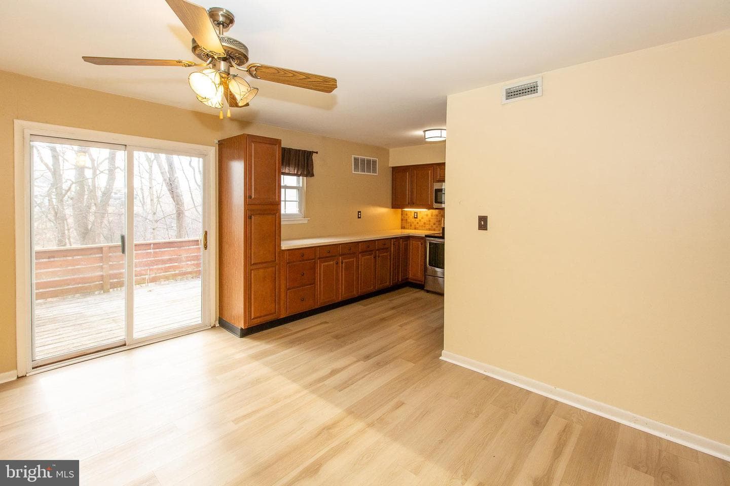 64 Salem Road photo 9