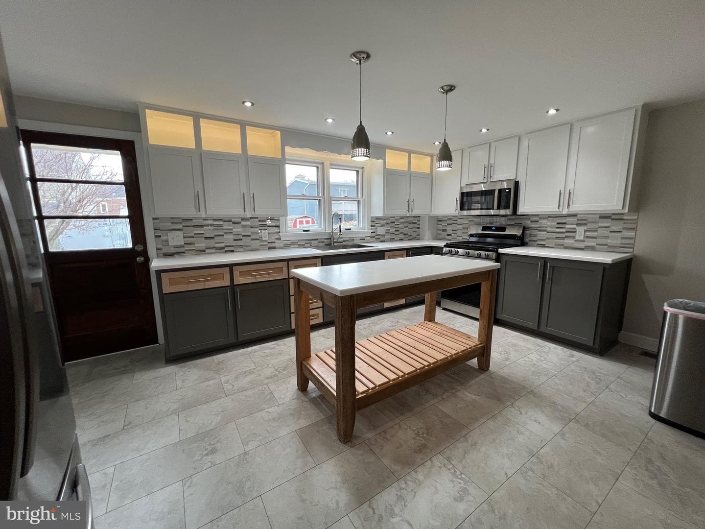 256 Walnut Street photo 16