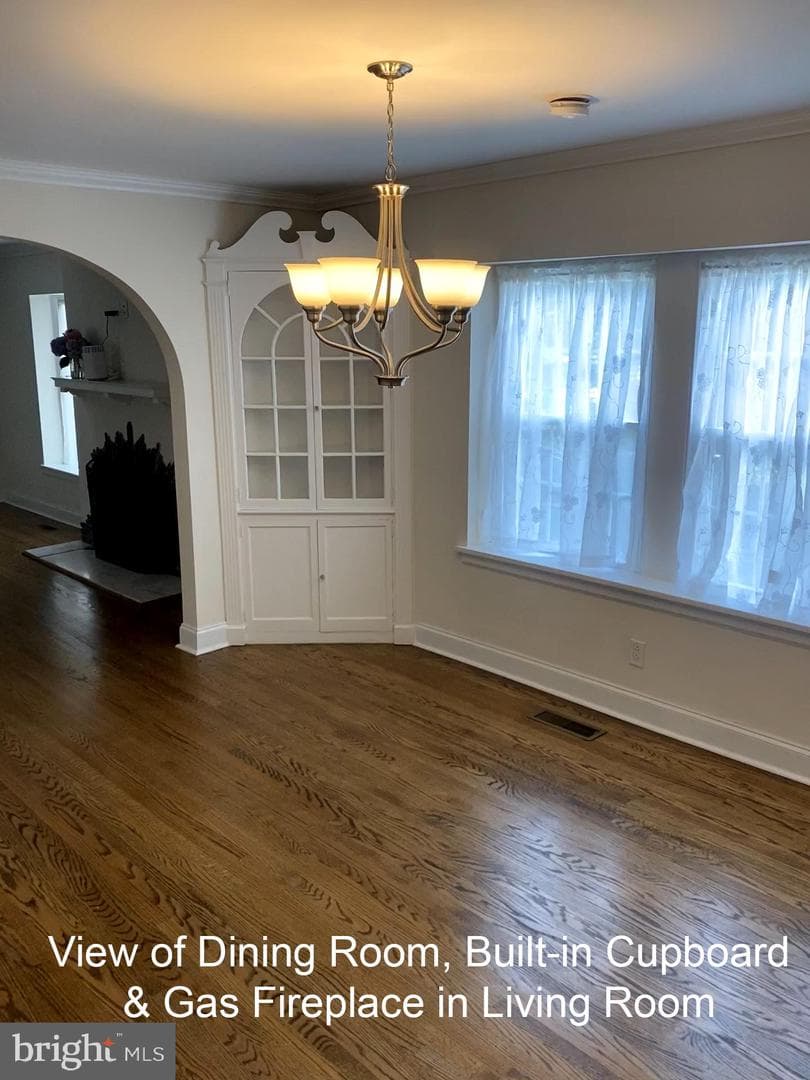 1404 Greywall Lane photo 5