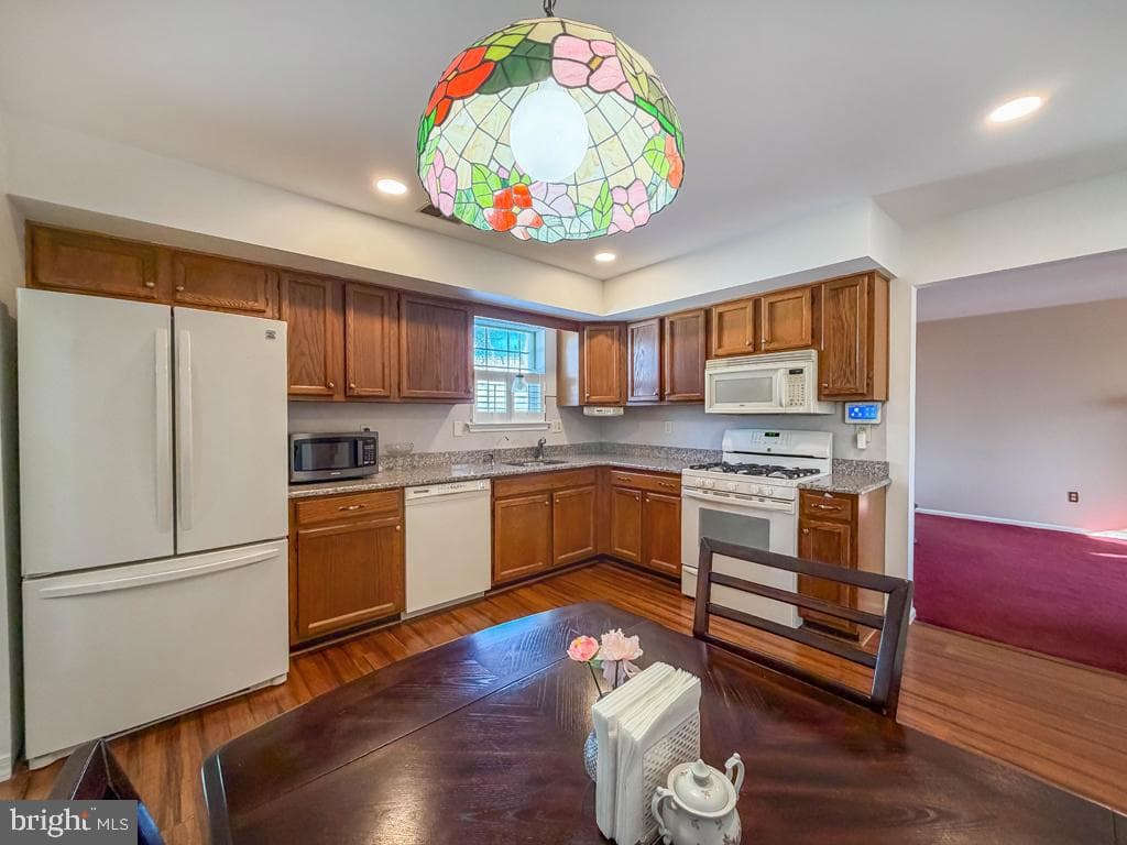 3326 E Hayes Road photo 13