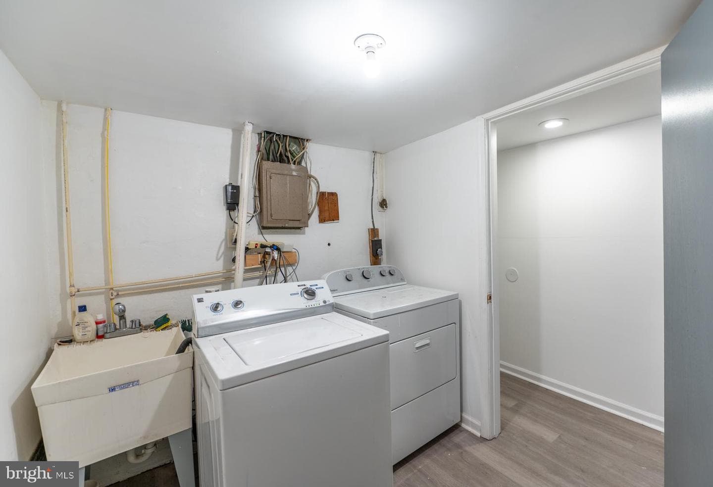 432 E Basin Street photo 27