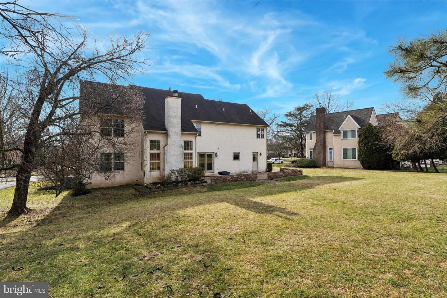 14 Villa Drive photo 44