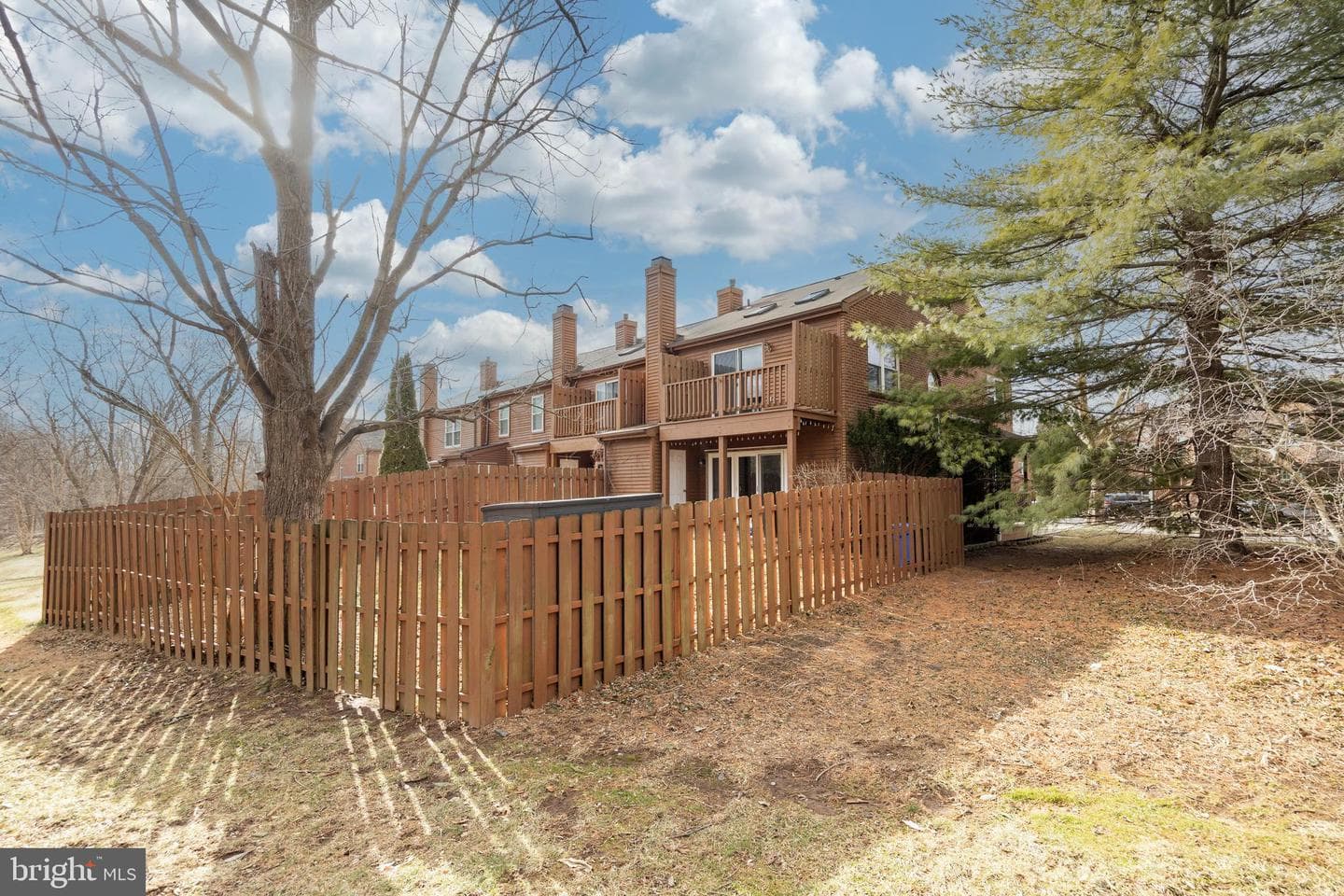 101 Honeylocust Court photo 39