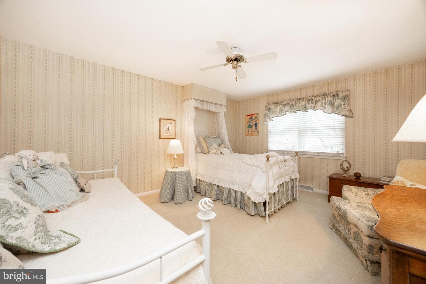 124 Russell Circle photo 22