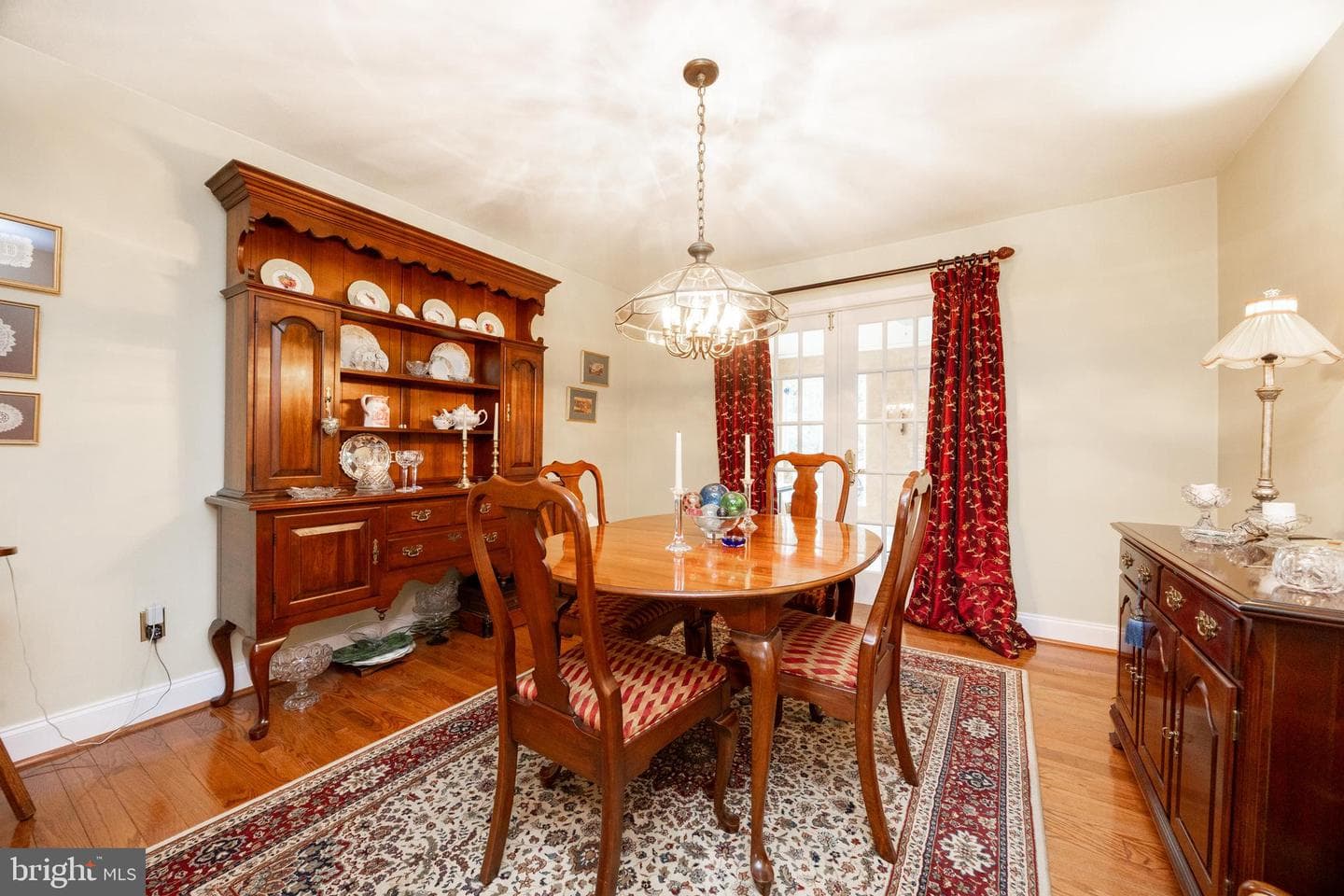 124 Russell Circle photo 9