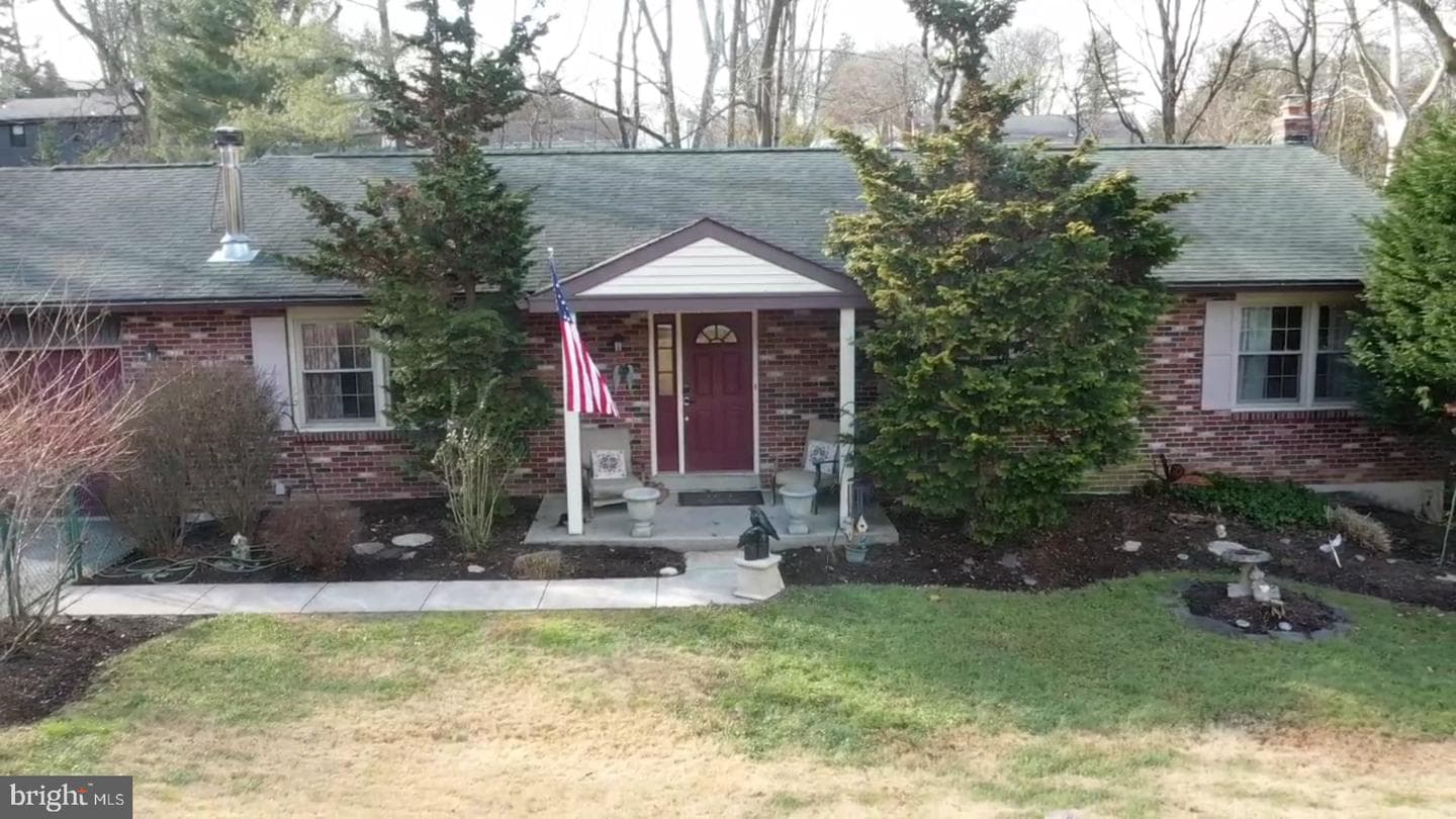 1113 Clark Road photo 4
