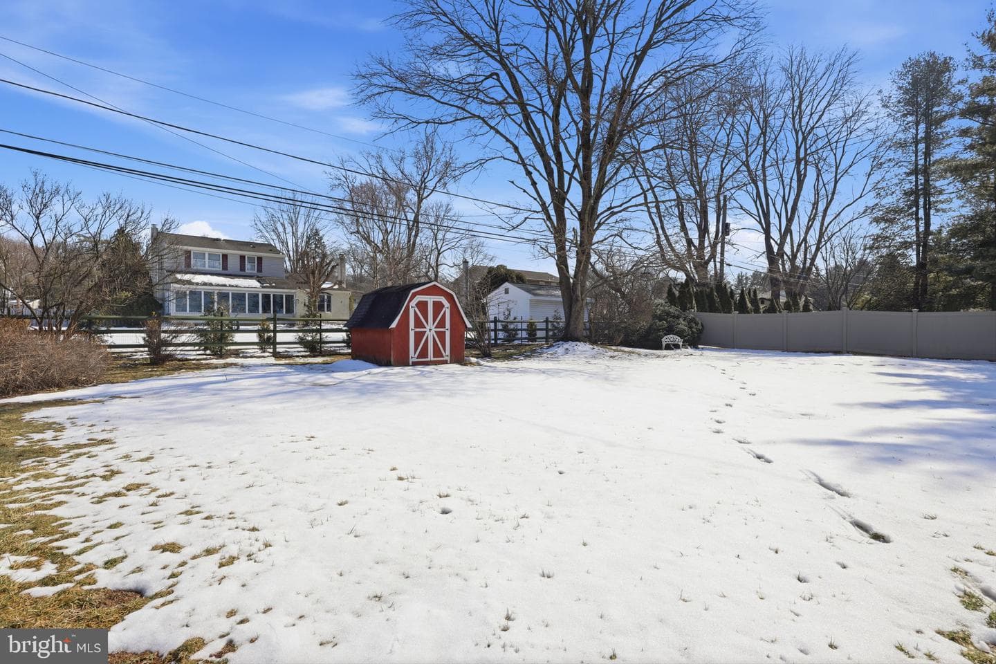 1460 Cathys Lane photo 34