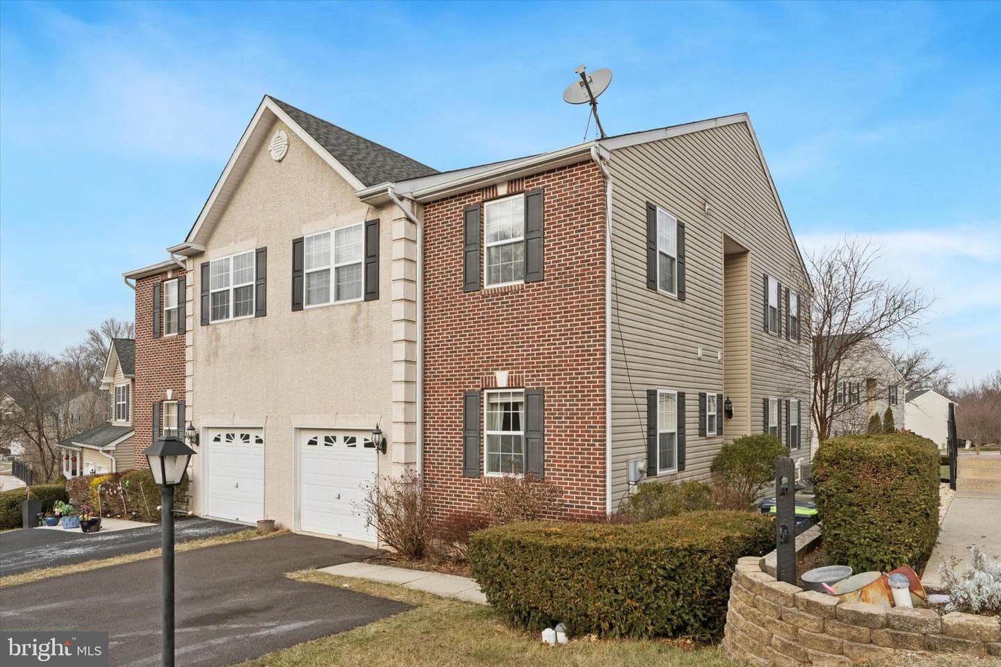 223 Holbrook