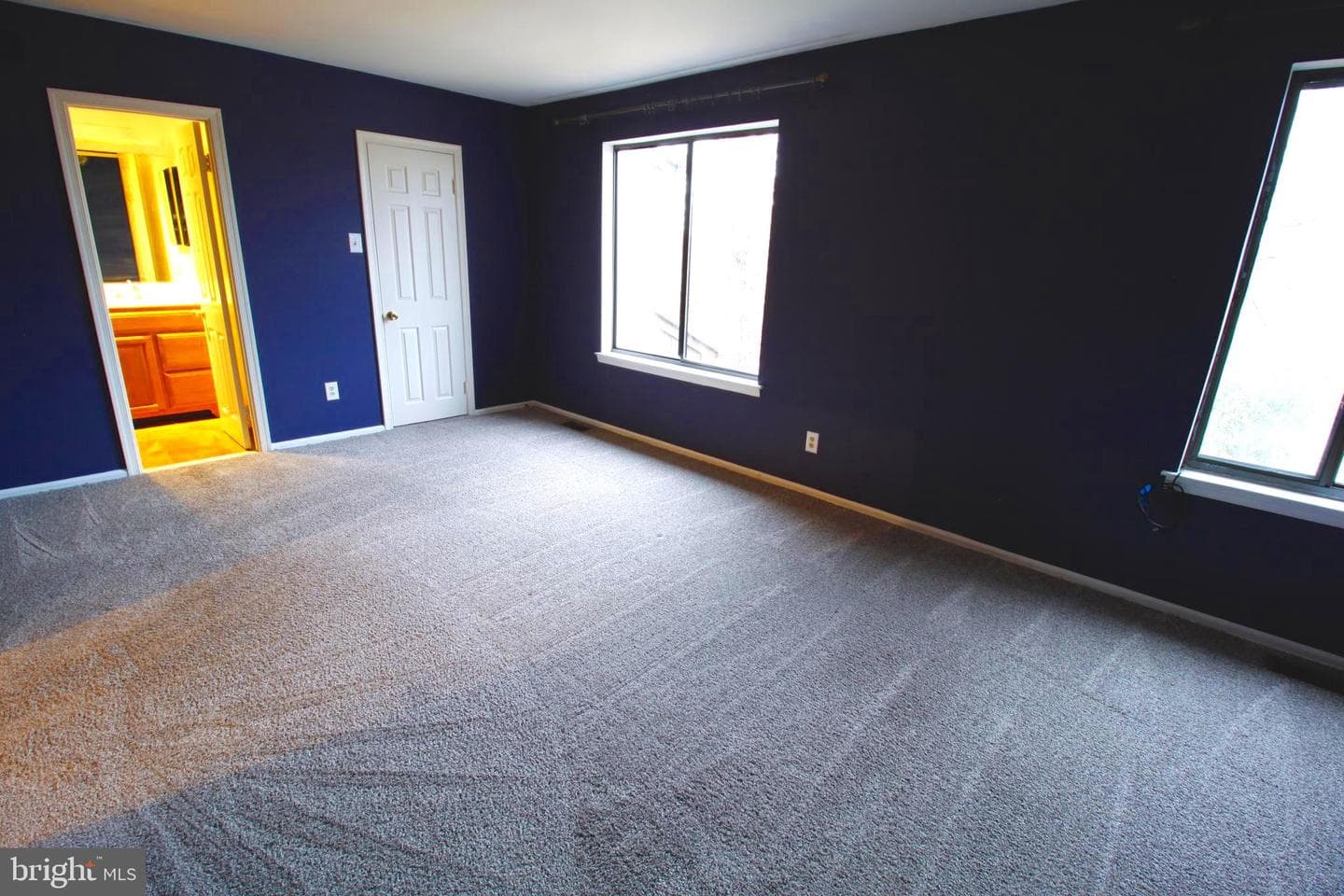 2402 Honey Run Road photo 23