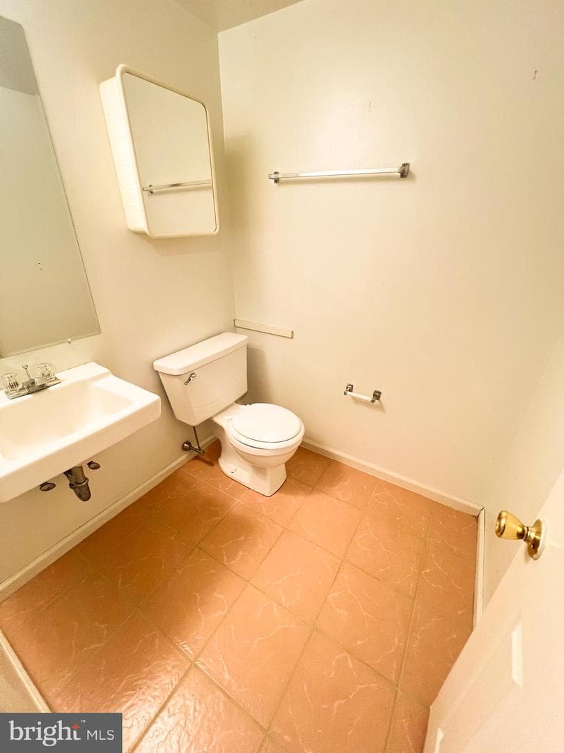 2402 Honey Run Road photo 30