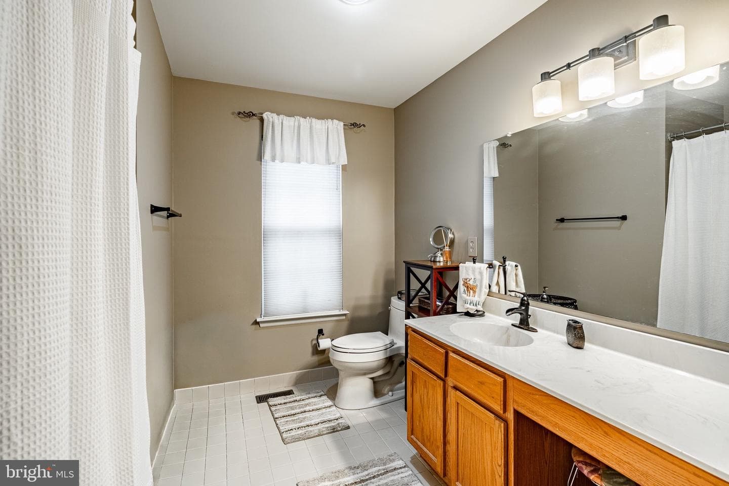 332 Nicholas Lane photo 44