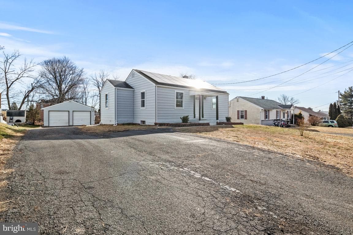 1196 N State Street photo 3