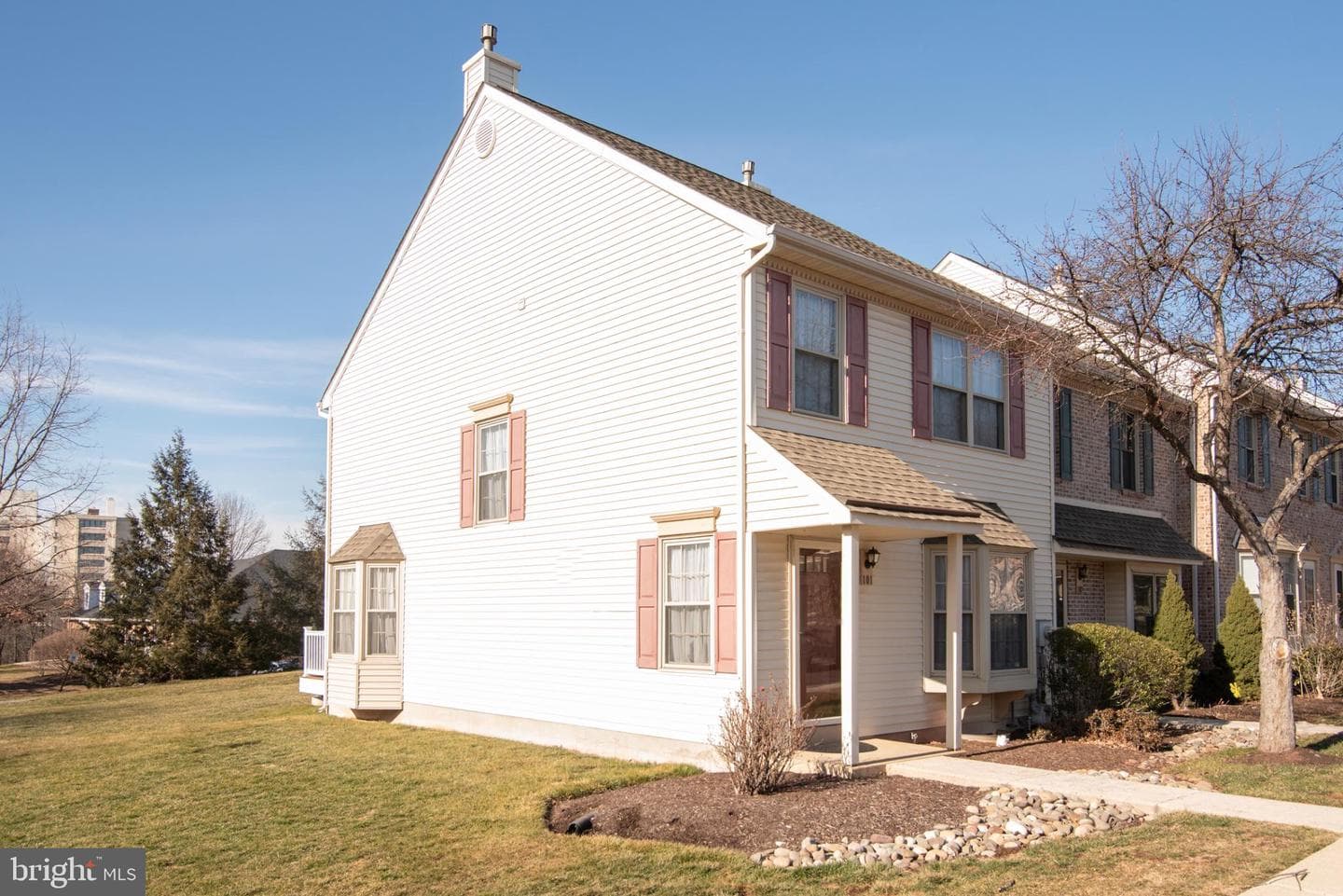101 Cherrywood Court photo 36