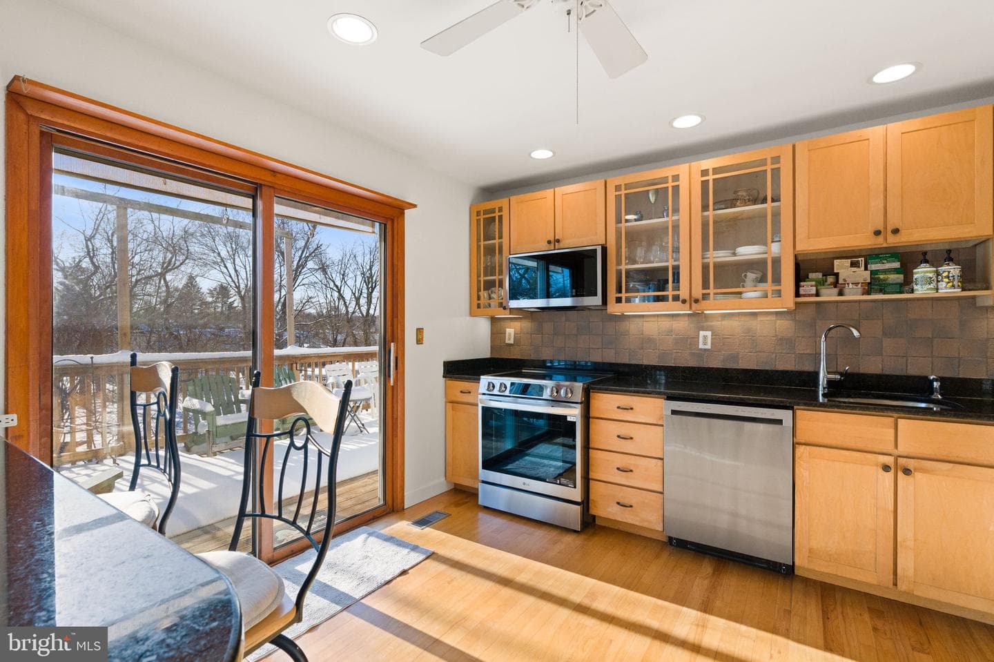 4066 Center Avenue photo 11