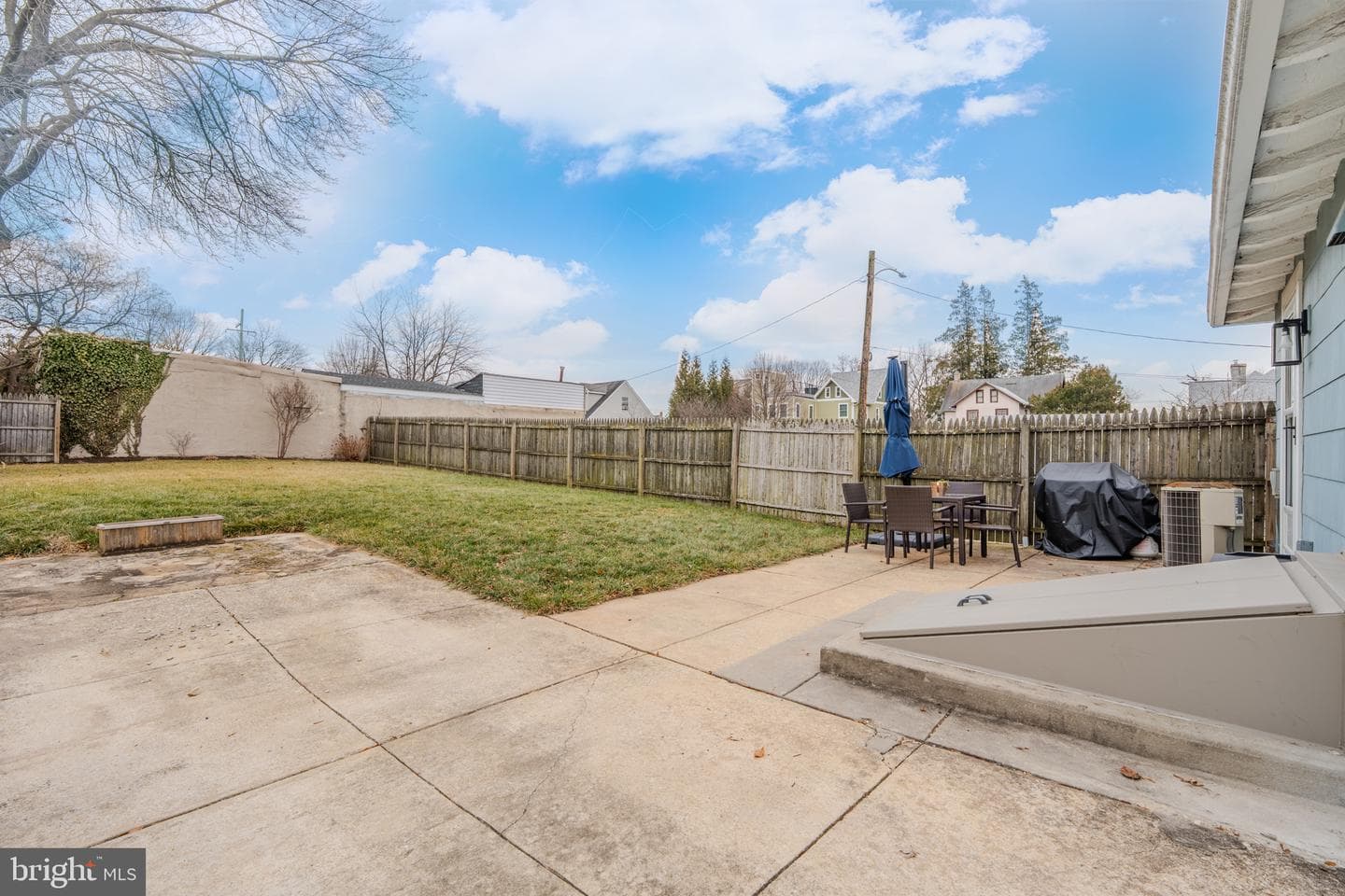 315 W Spring Avenue photo 34