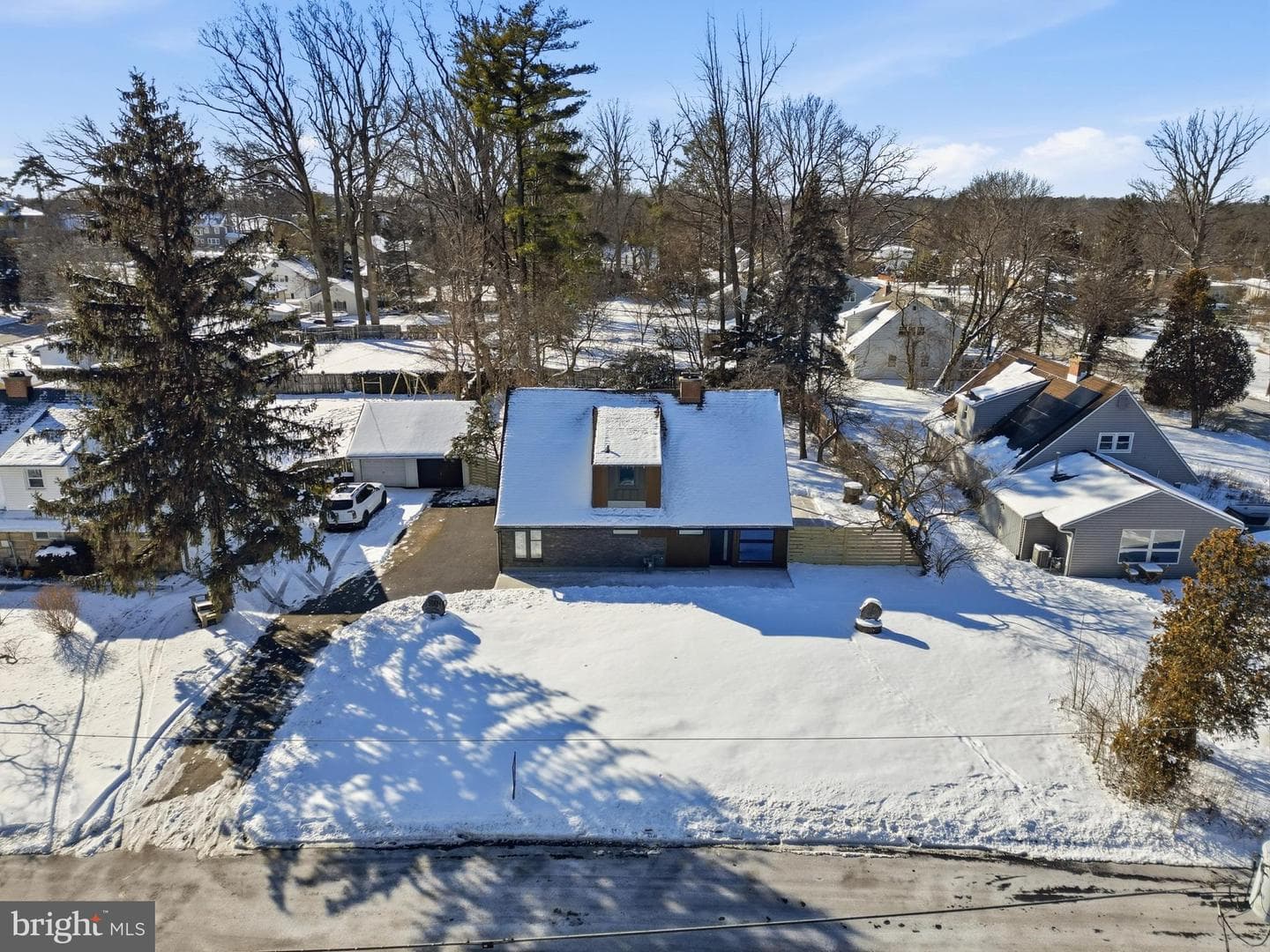 8004 Gladstone Road photo 22