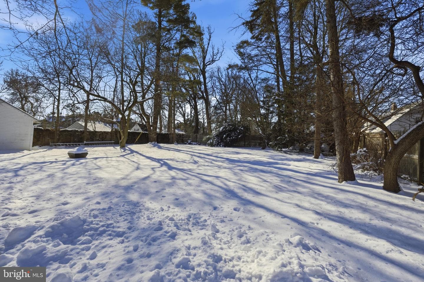 8004 Gladstone Road photo 64