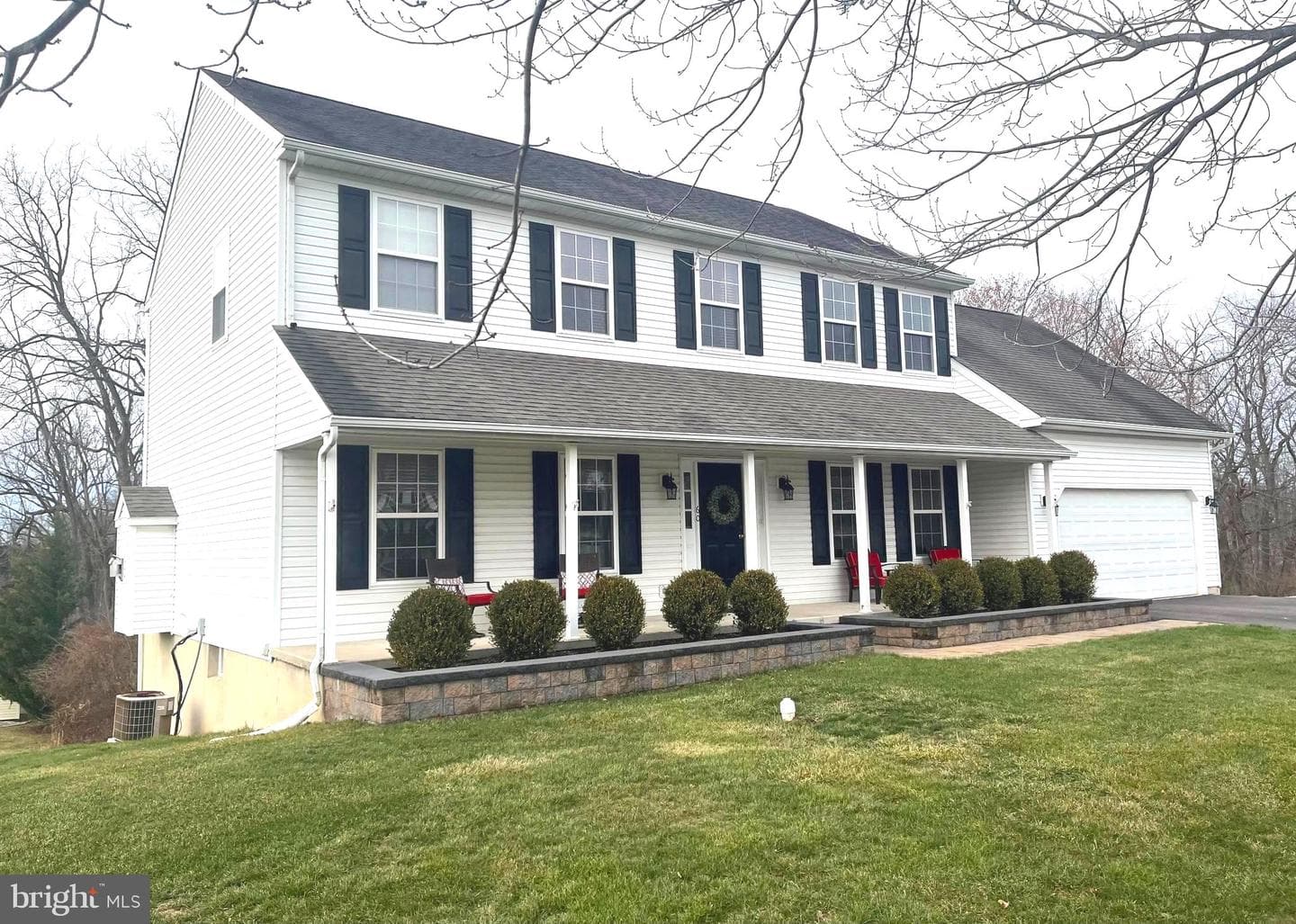 60 Arbor Court photo 1