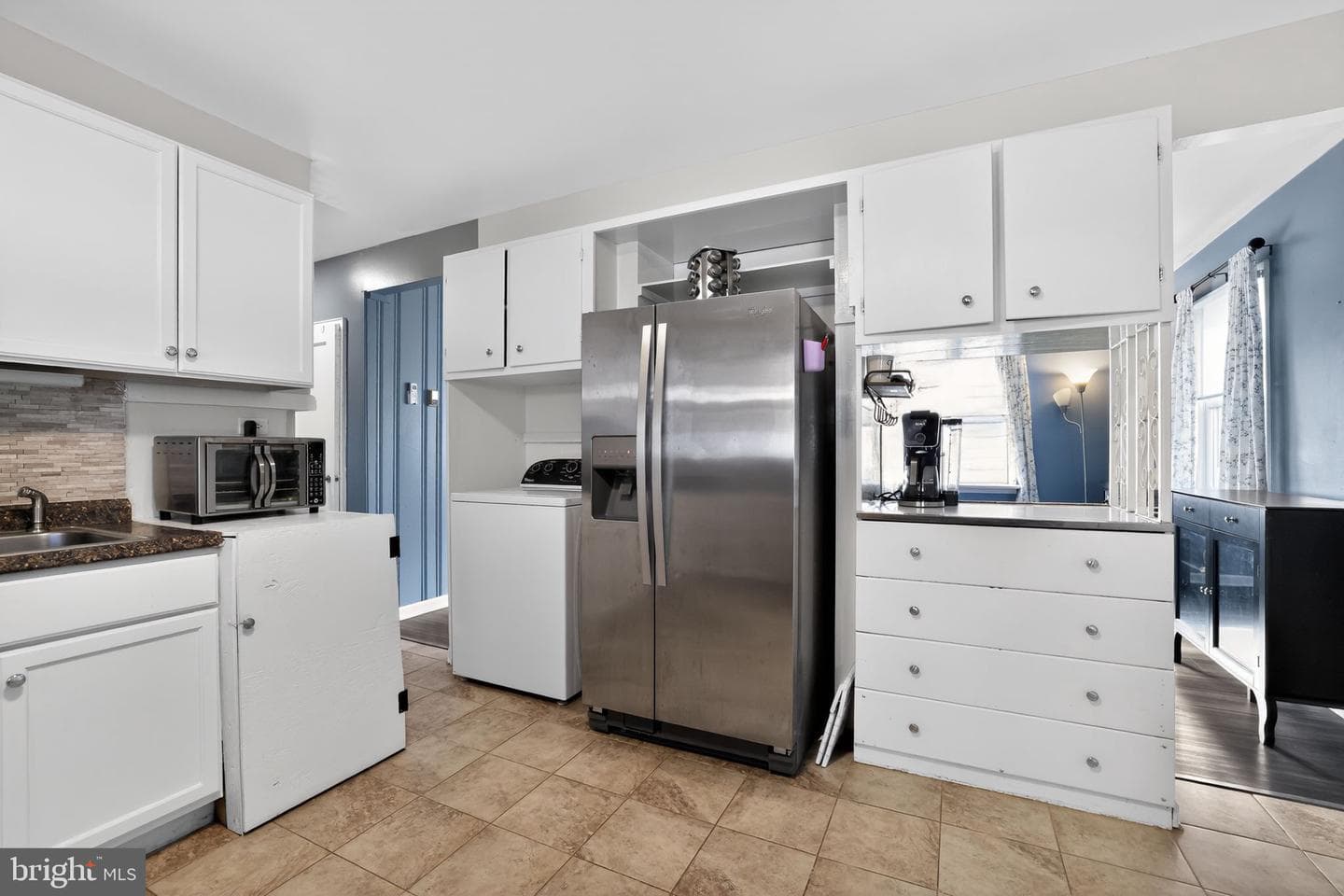 313 W Walnut Street photo 11