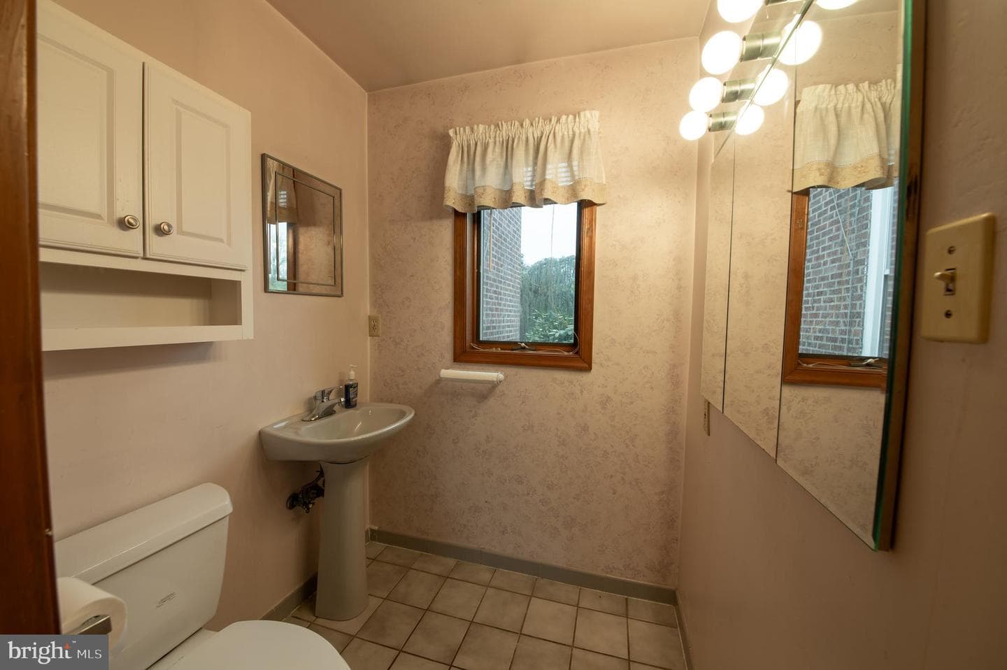 781 Belvoir Road photo 28