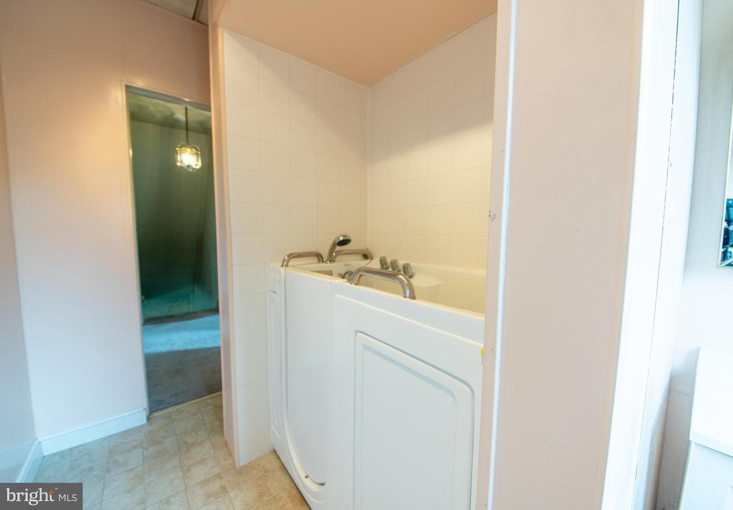 781 Belvoir Road photo 31