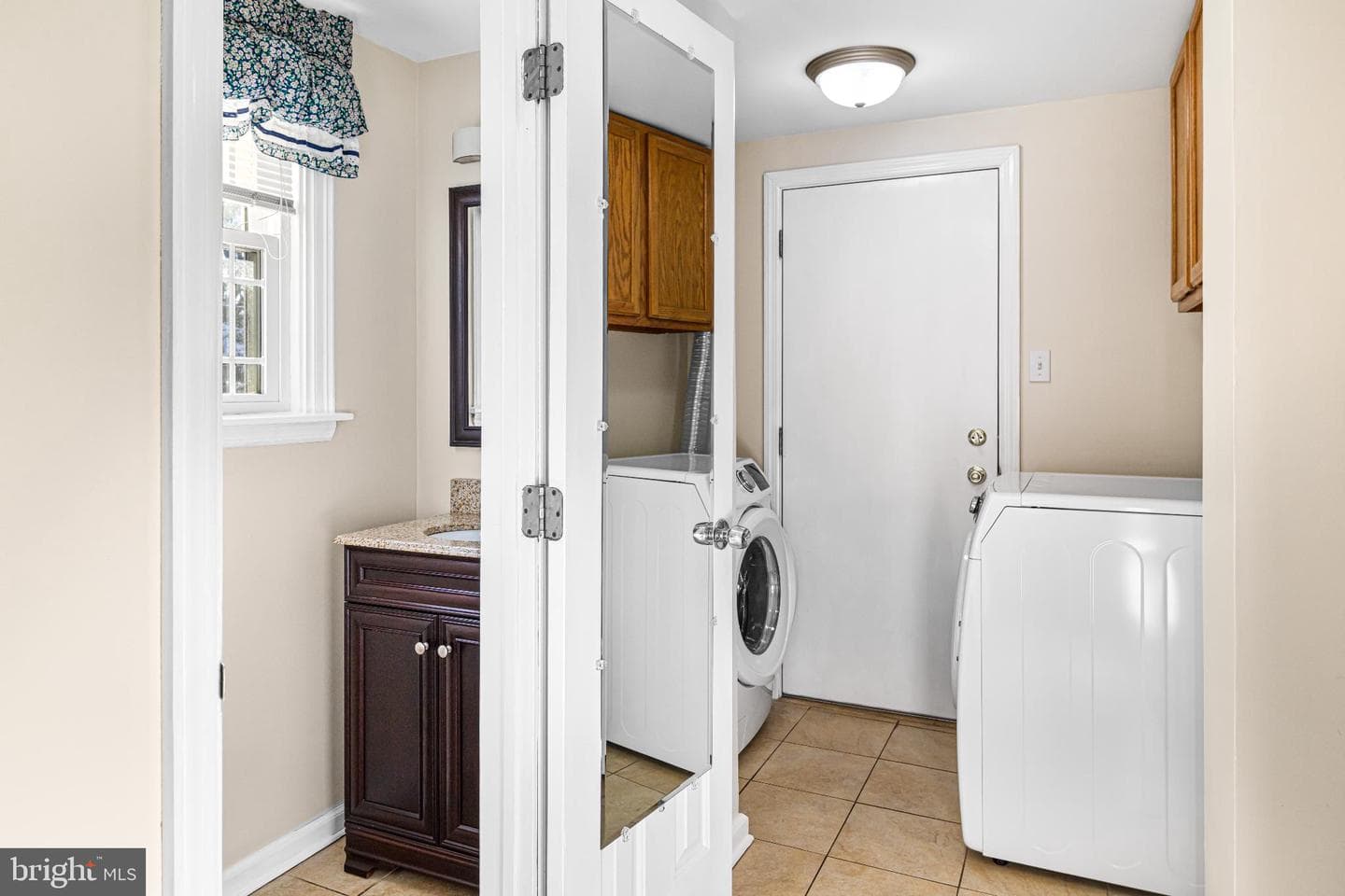 2009 Parkview Avenue photo 10