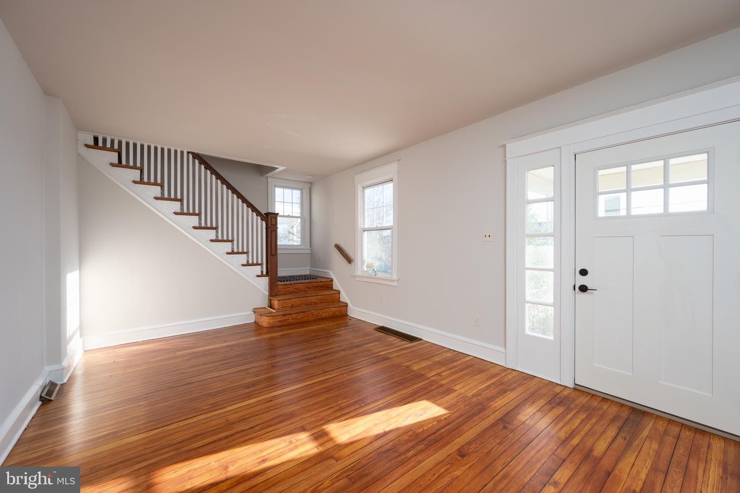 2423 Jenkintown Road photo 3