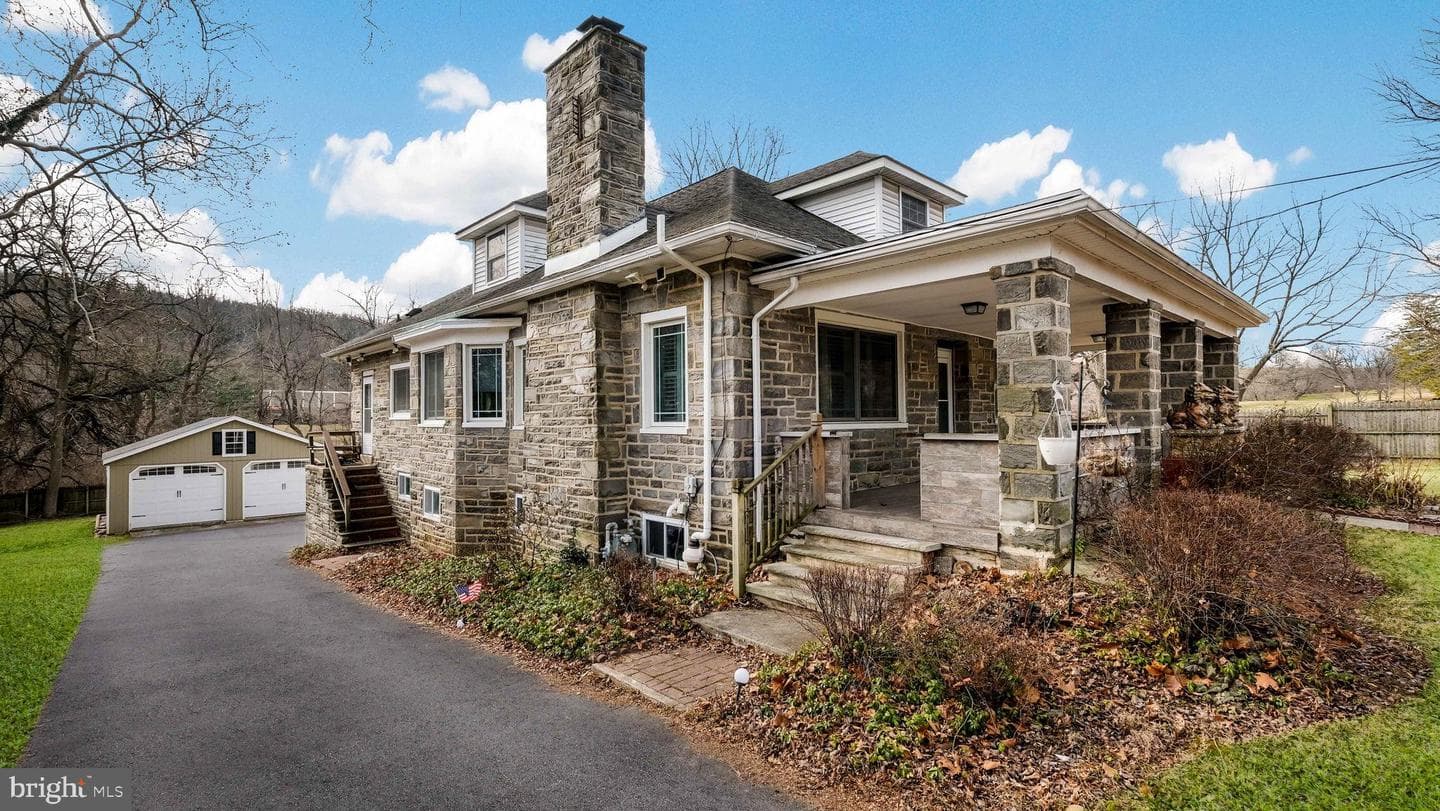 459 S Gulph Road photo 3