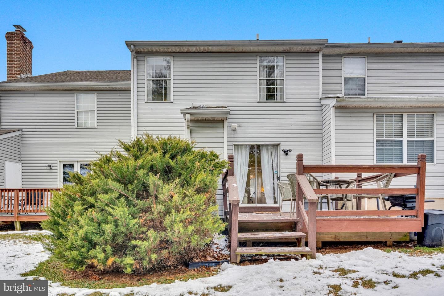 201 Stratford Court photo 28