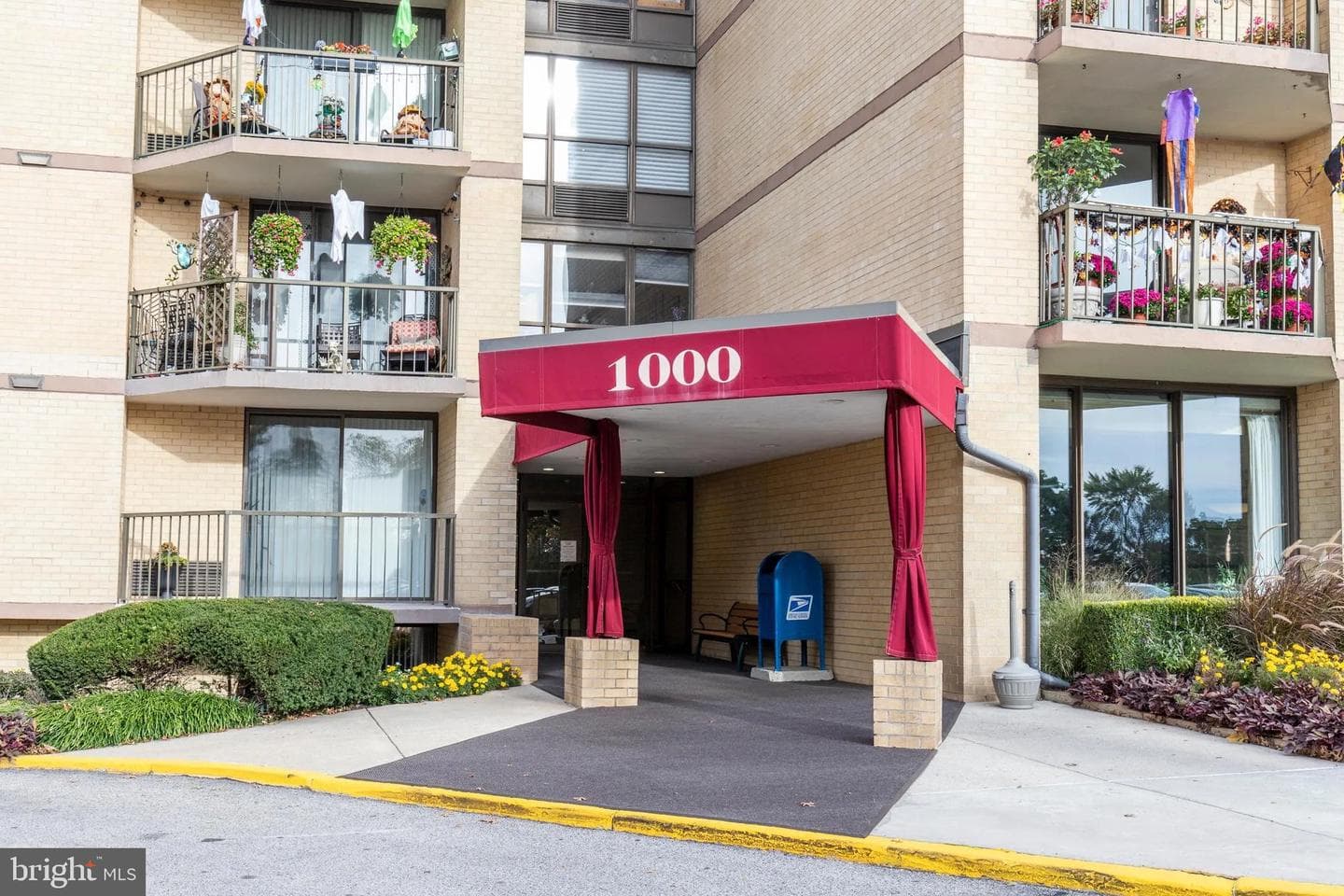 666 W Germantown Pike #1216
