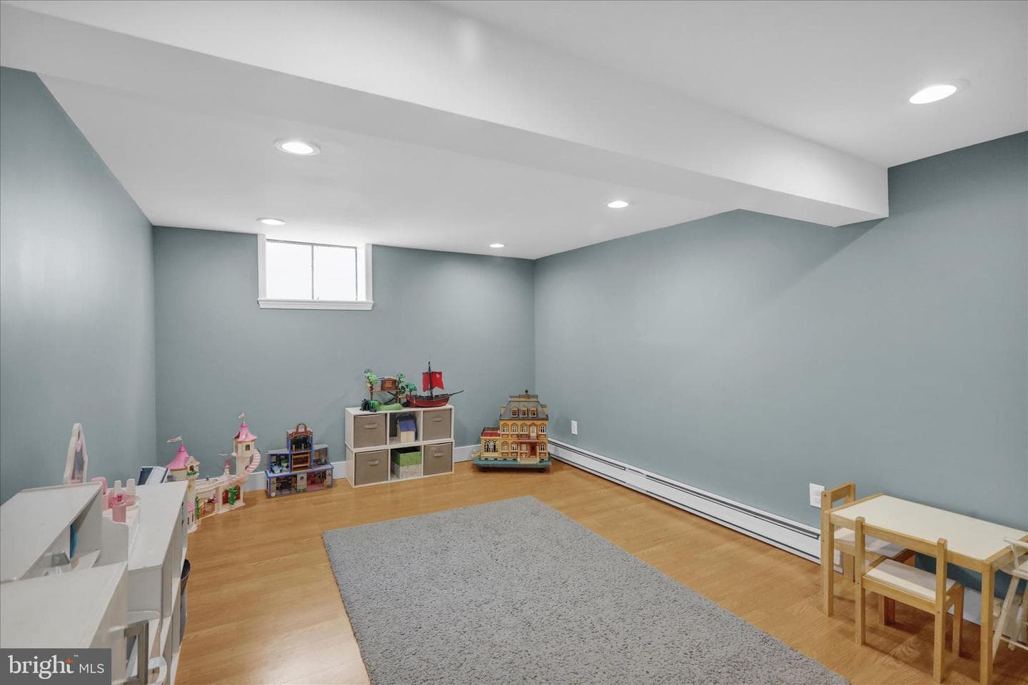136 Reynolds Avenue photo 20