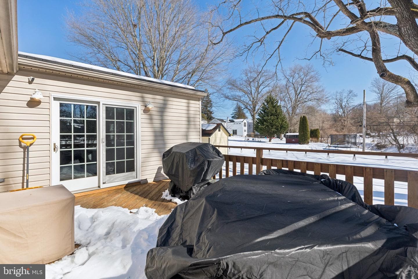 404 Enfield Road photo 31