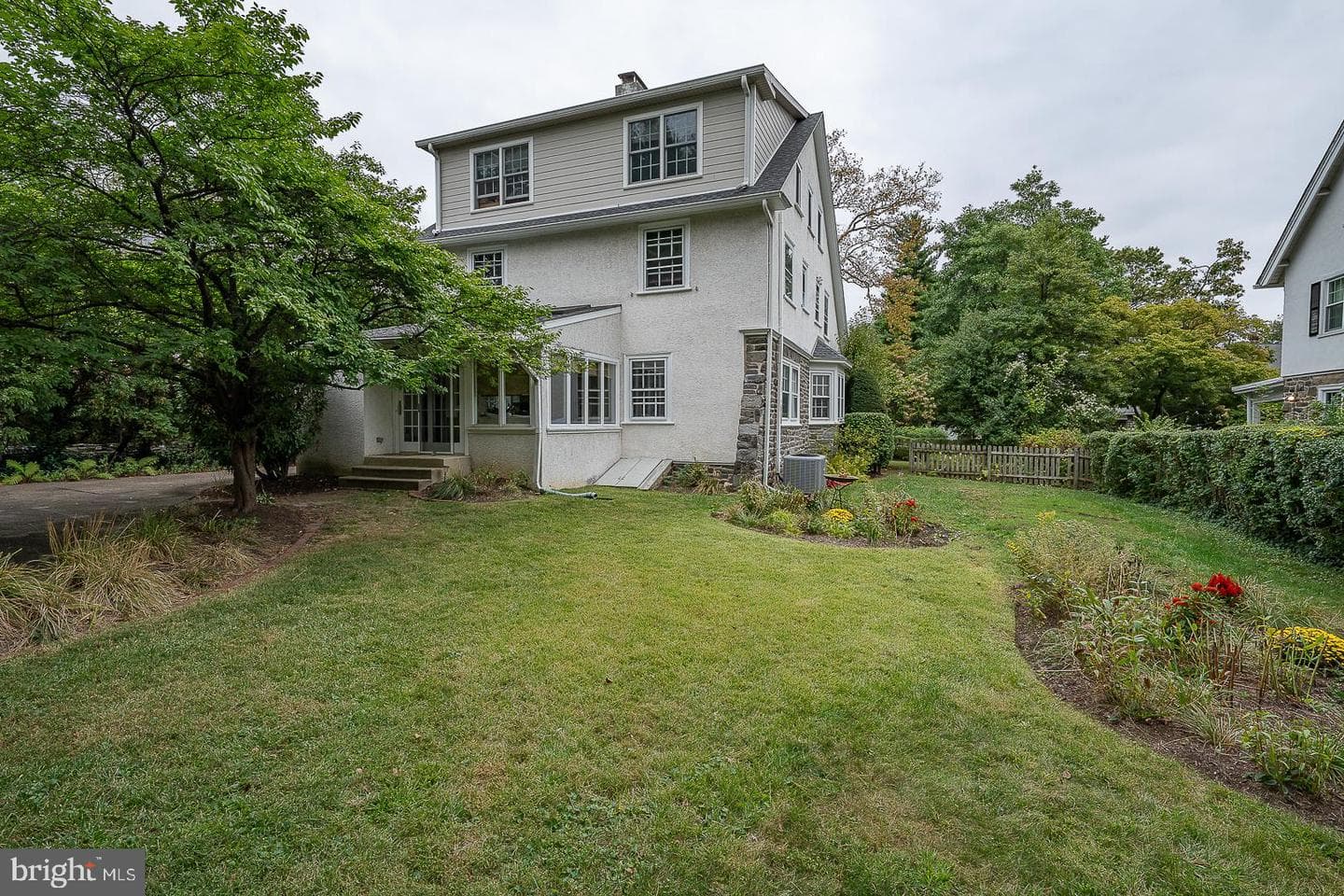 214 Kent Rd photo 8