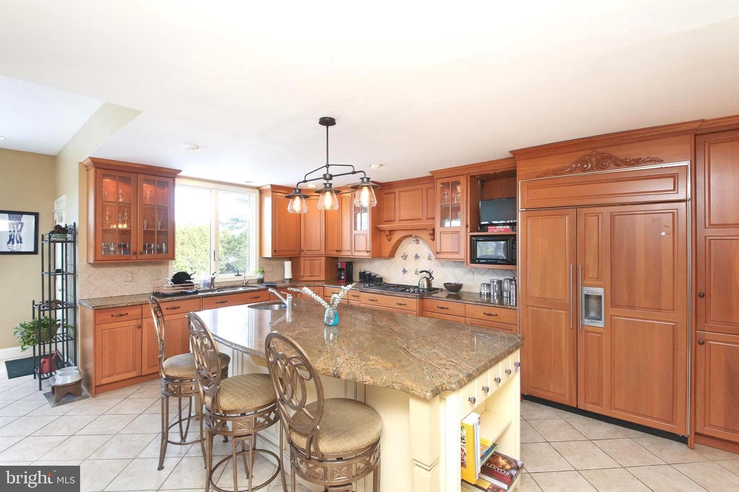 531 Hunsicker Road photo 2